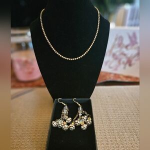 Necklace and earrings set